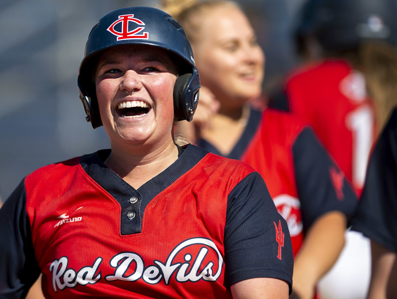Red Devils softball sweeps Southwest Oregon 9-0